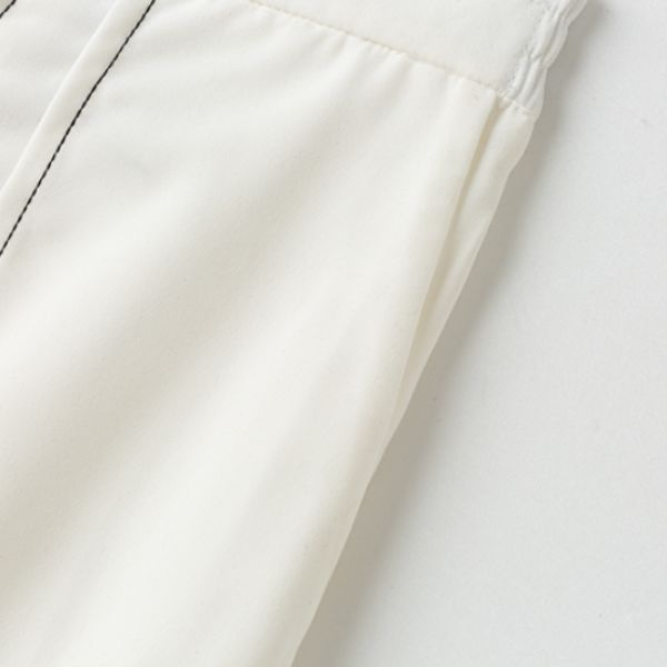 [Noir simple] Bicolor Stitch bermuda pantalon wmd26046